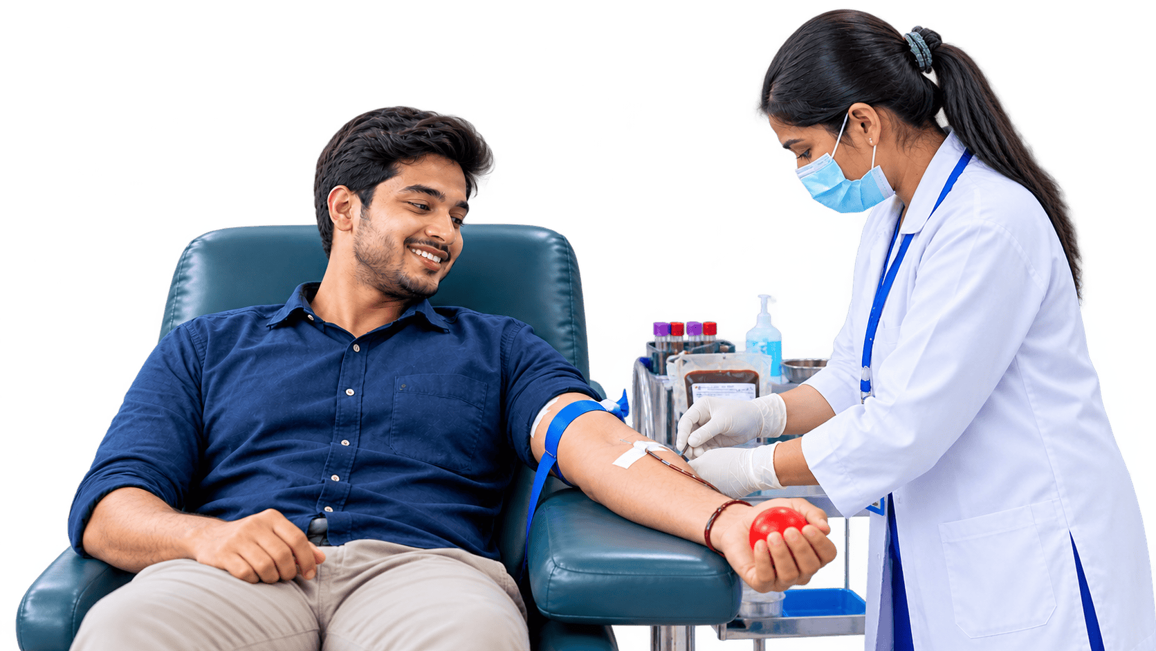 রক্তদান করছেন এক তরুণ, পাশে নার্স রক্ত সংগ্রহ করছেন